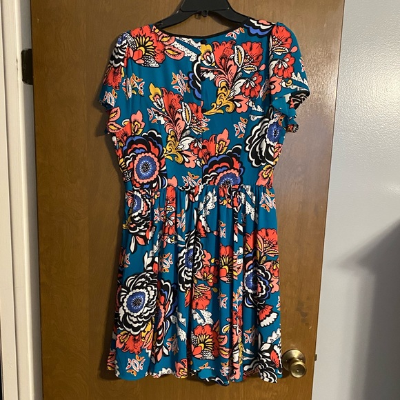 Express Floral Fit & Flare Dress - Picture 2 of 4
